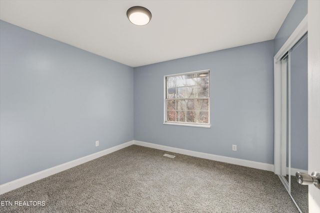 8421 Andersonville Pike, Knoxville, TN 37938