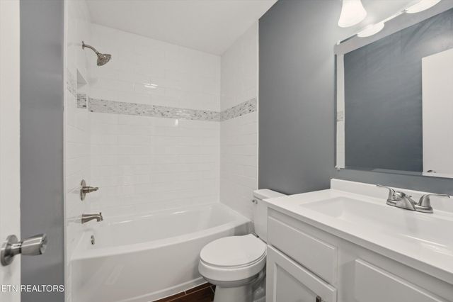 8421 Andersonville Pike, Knoxville, TN 37938