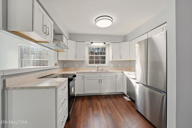 8421 Andersonville Pike, Knoxville, TN 37938