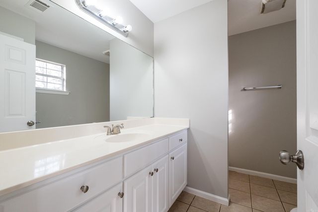 7809 Hayley Drive, Sherwood, AR 72120