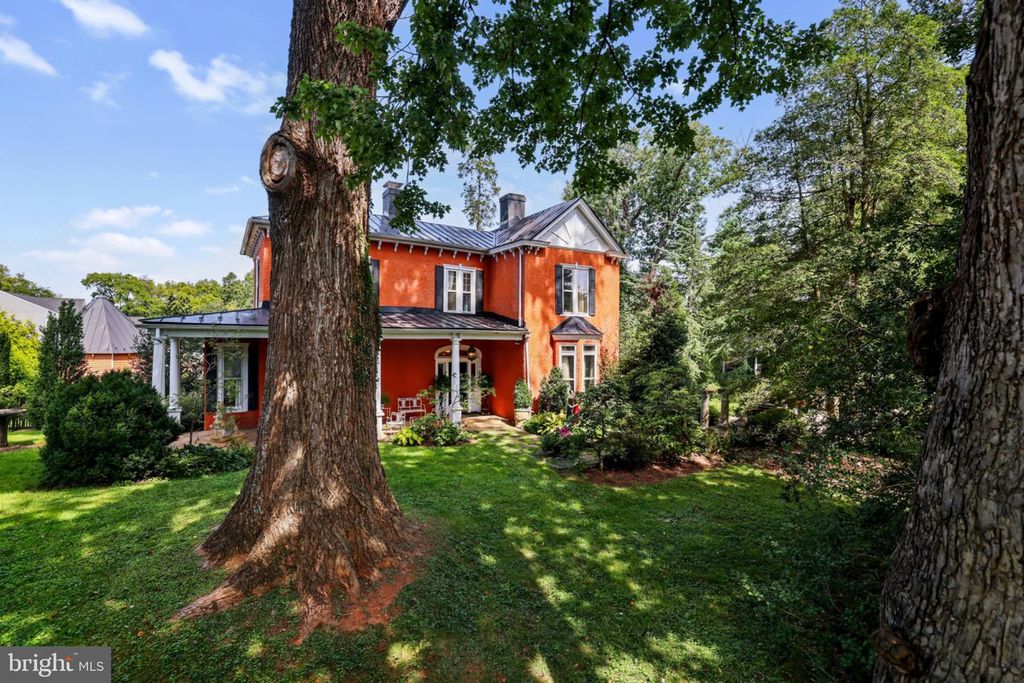 330 ALEXANDRIA PIKE, Warrenton, VA 20186