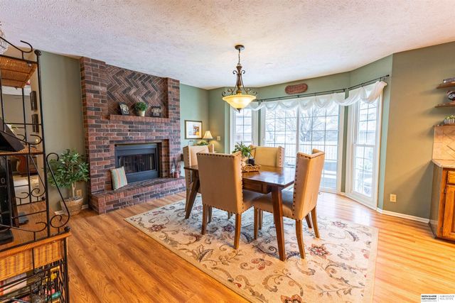 16812 M Circle, Omaha, NE 68135