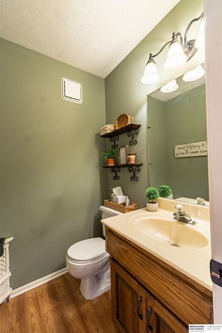 16812 M Circle, Omaha, NE 68135