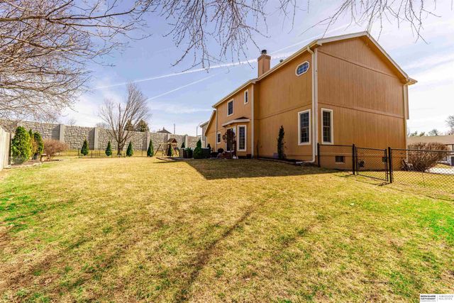 16812 M Circle, Omaha, NE 68135