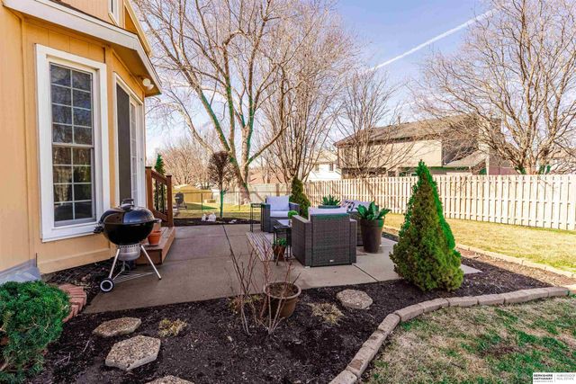 16812 M Circle, Omaha, NE 68135