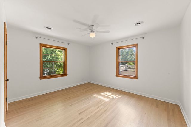 354 Indian Drive, Glen Ellyn, IL 60137