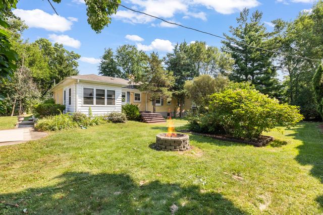 354 Indian Drive, Glen Ellyn, IL 60137