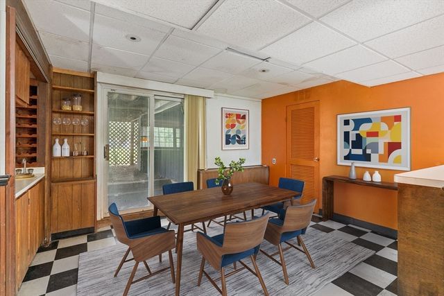 29 Patricia Rd, Sudbury, MA 01776