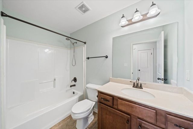 6003 ABIGAIL BLUFFS CV, Bartlett, TN 38135