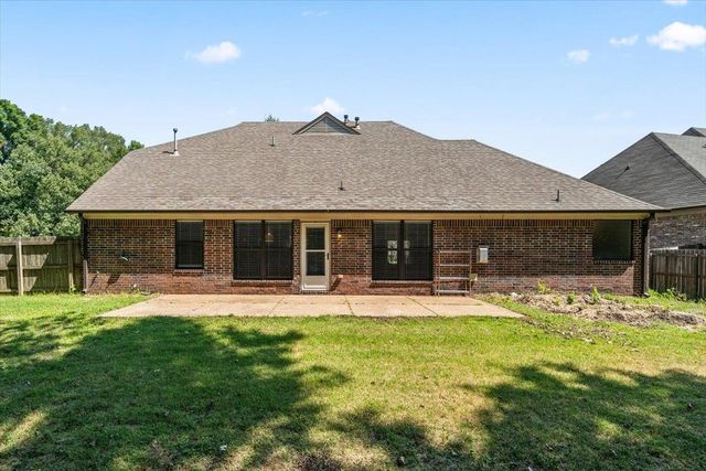 6003 ABIGAIL BLUFFS CV, Bartlett, TN 38135