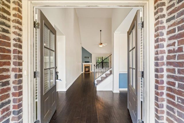 6003 ABIGAIL BLUFFS CV, Bartlett, TN 38135