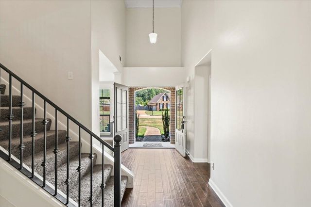 6003 ABIGAIL BLUFFS CV, Bartlett, TN 38135