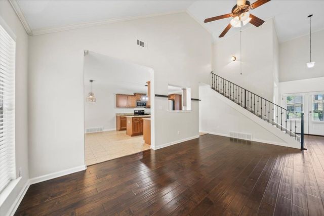 6003 ABIGAIL BLUFFS CV, Bartlett, TN 38135