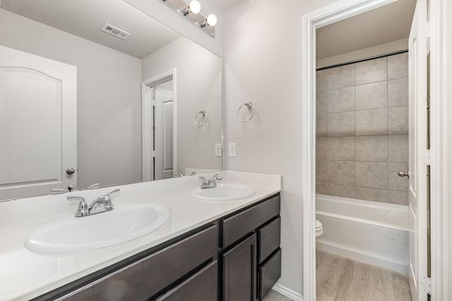 2216 Canongate Drive, Denton, TX 76207