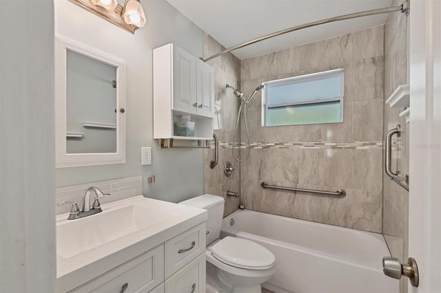 2506 TEAL AVENUE, Sarasota, FL 34232