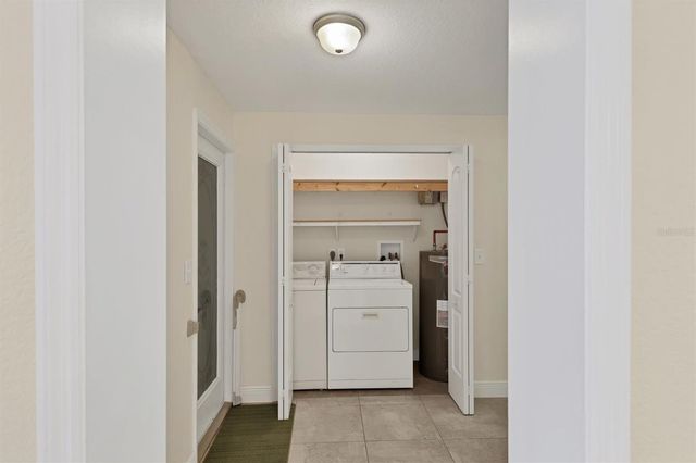 2506 TEAL AVENUE, Sarasota, FL 34232