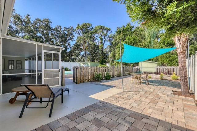 2506 TEAL AVENUE, Sarasota, FL 34232