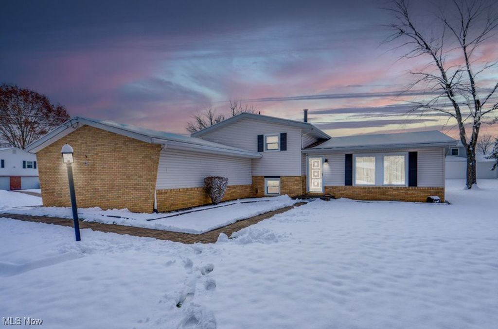 5292 Pisces Street SW, Canton, OH 44706