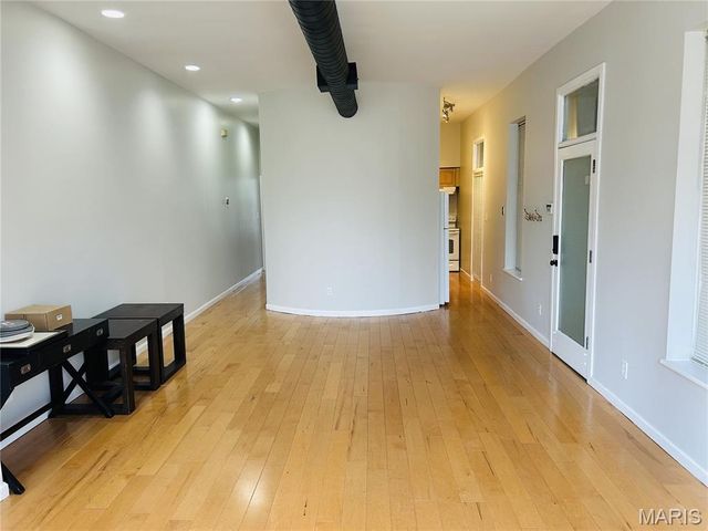 905 Park Avenue, St Louis, MO 63104