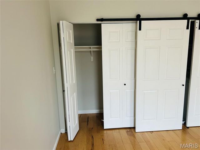 905 Park Avenue, St Louis, MO 63104