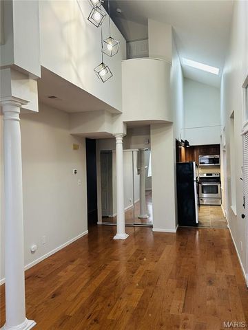 905 Park Avenue, St Louis, MO 63104