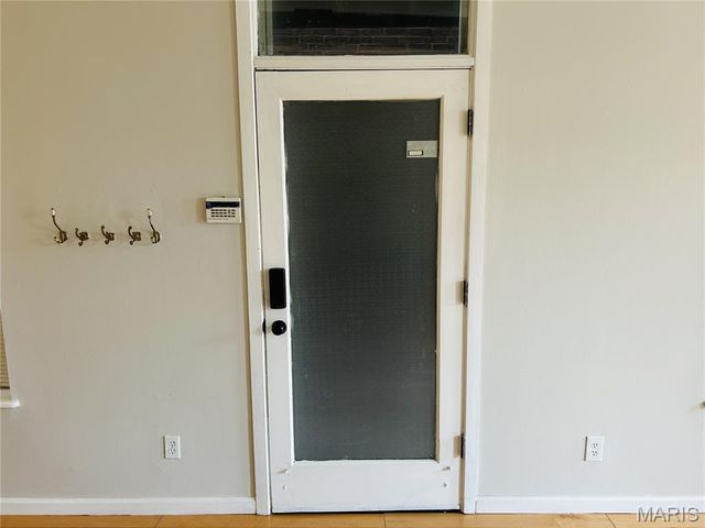 905 Park Avenue, St Louis, MO 63104