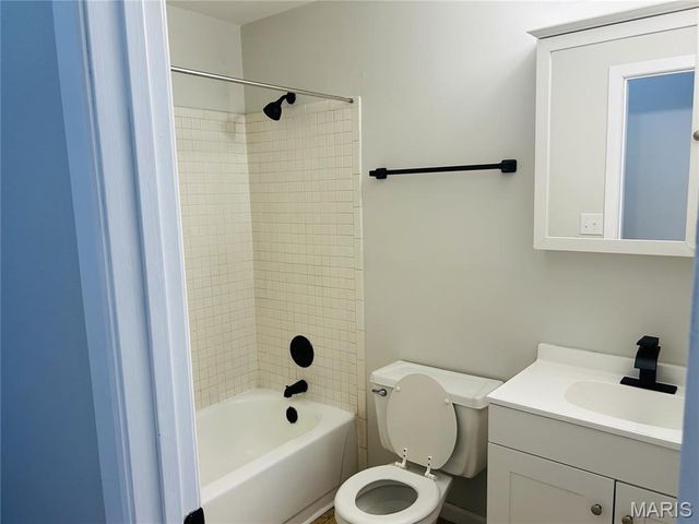 905 Park Avenue, St Louis, MO 63104