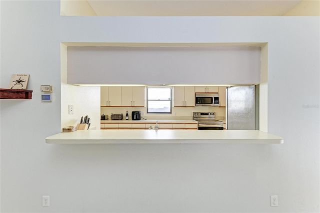 5045 82ND WAY E, Sarasota, FL 34243