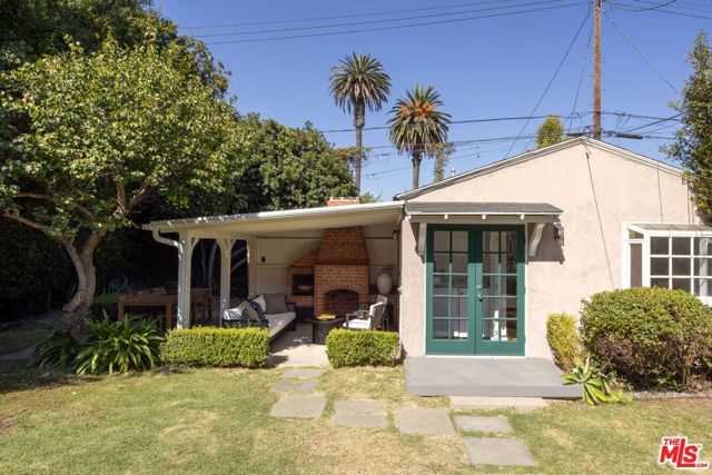 2222 Camden Avenue, Los Angeles, CA 90064