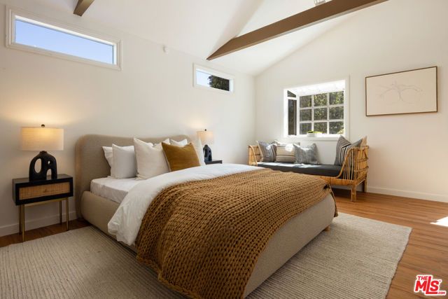 2222 Camden Avenue, Los Angeles, CA 90064