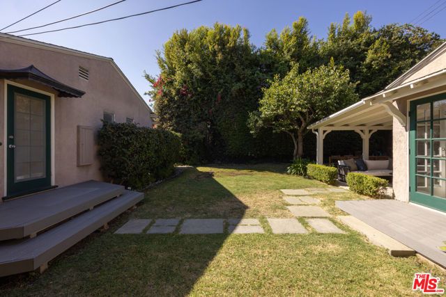 2222 Camden Avenue, Los Angeles, CA 90064