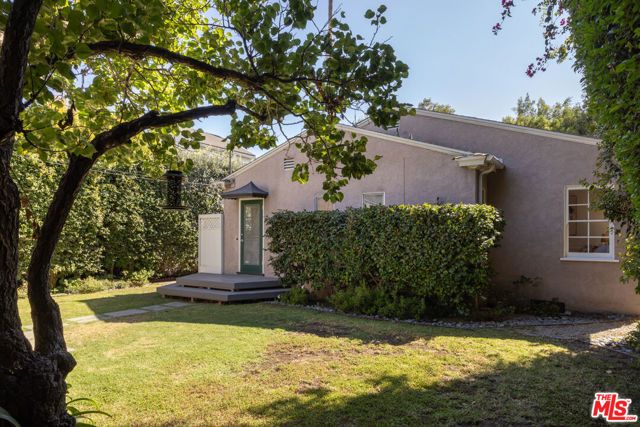 2222 Camden Avenue, Los Angeles, CA 90064