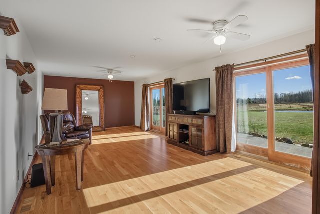 9227 Yager Road, Columbus, MI 48063