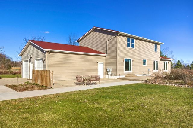 9227 Yager Road, Columbus, MI 48063