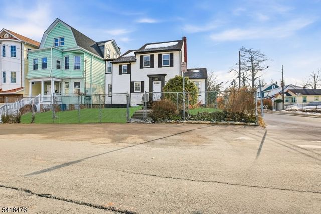 74 Lindsley Ave, Newark City, NJ 07106