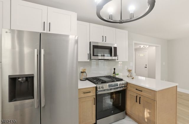 74 Lindsley Ave, Newark City, NJ 07106