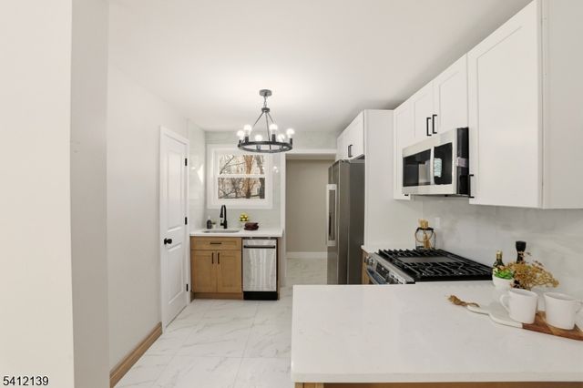 74 Lindsley Ave, Newark City, NJ 07106