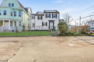 74 Lindsley Ave, Newark City, NJ 07106
