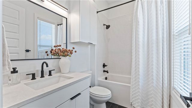 6601 SW First Light Street, Bentonville, AR 72713