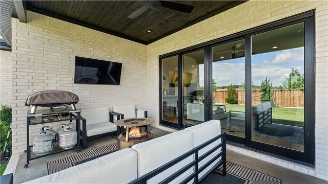 6601 SW First Light Street, Bentonville, AR 72713