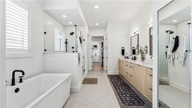 6601 SW First Light Street, Bentonville, AR 72713