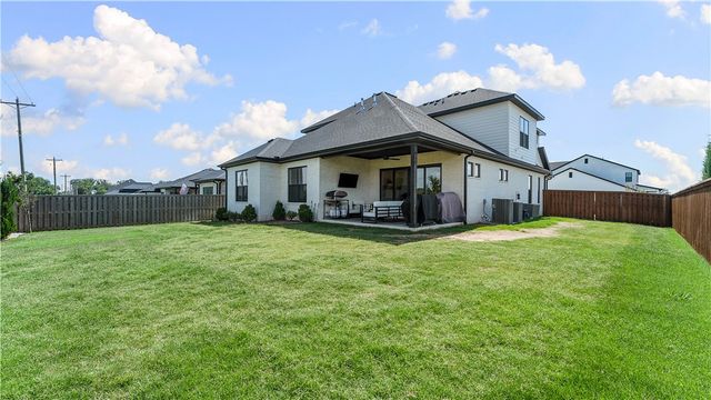 6601 SW First Light Street, Bentonville, AR 72713