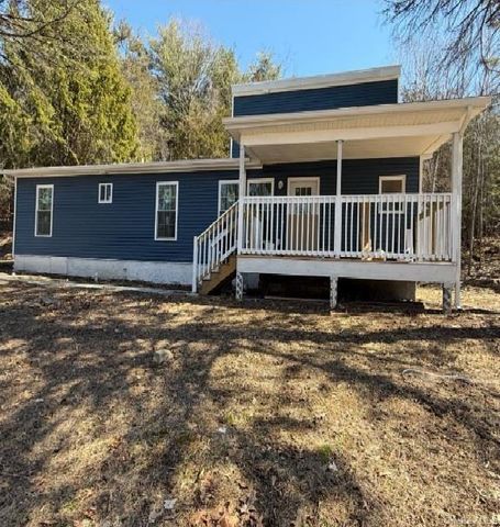 82 High Rock Road, West Coxsackie, NY 12192