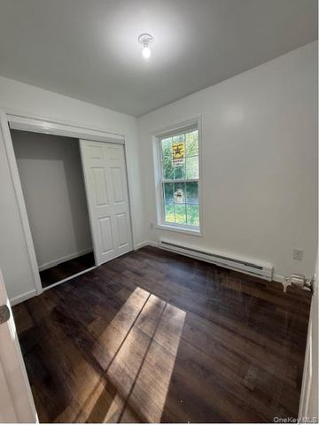 82 High Rock Road, West Coxsackie, NY 12192