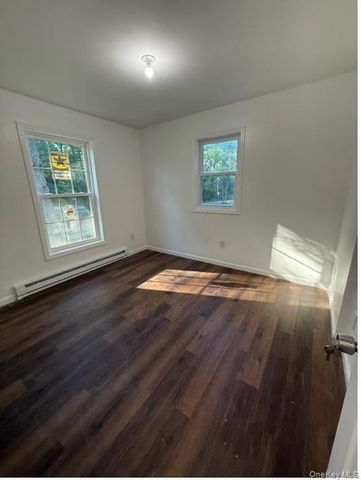 82 High Rock Road, West Coxsackie, NY 12192