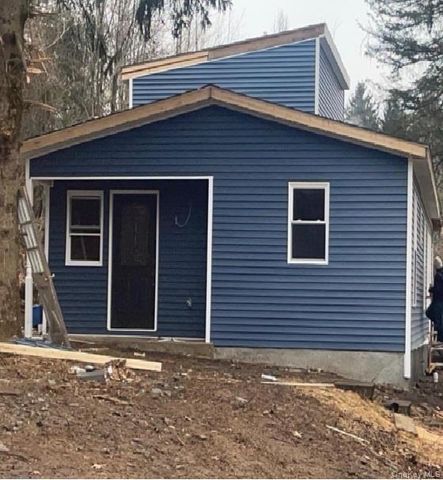 82 High Rock Road, West Coxsackie, NY 12192