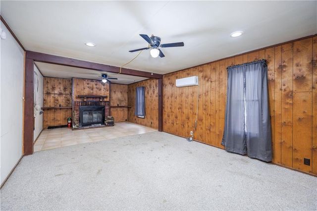 425 E 5th Street, Cherryvale, KS 67335