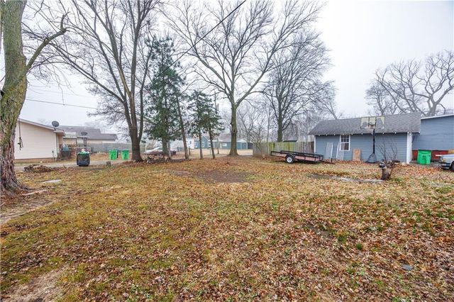 425 E 5th Street, Cherryvale, KS 67335