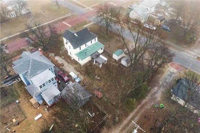 425 E 5th Street, Cherryvale, KS 67335