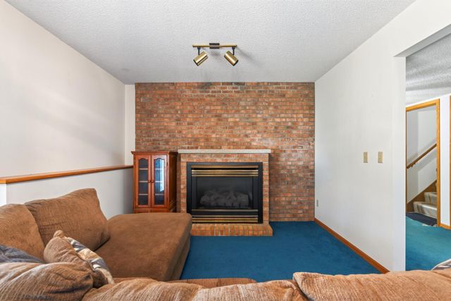 606 8th Street NW, Buffalo, MN 55313